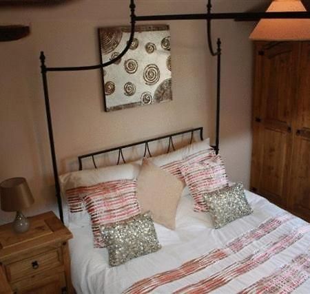 Robertsbridge Retreat At Cornhill Self Catering Apartments Δωμάτιο φωτογραφία