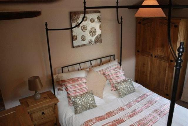 Robertsbridge Retreat At Cornhill Self Catering Apartments Δωμάτιο φωτογραφία